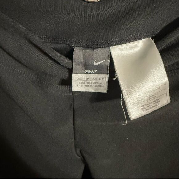 Nike Dri-FIT Black Athletic Pants - Picture 3 of 4